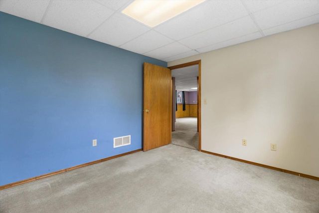 325 W Rice Drive, Beloit, WI 53511