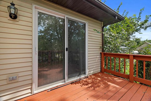 325 W Rice Drive, Beloit, WI 53511