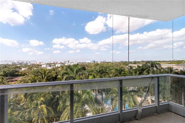2627 S Bayshore Drive 1008, Miami, FL 33133