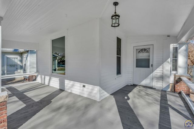 1192 SW Fillmore ST, Topeka, KS 66604