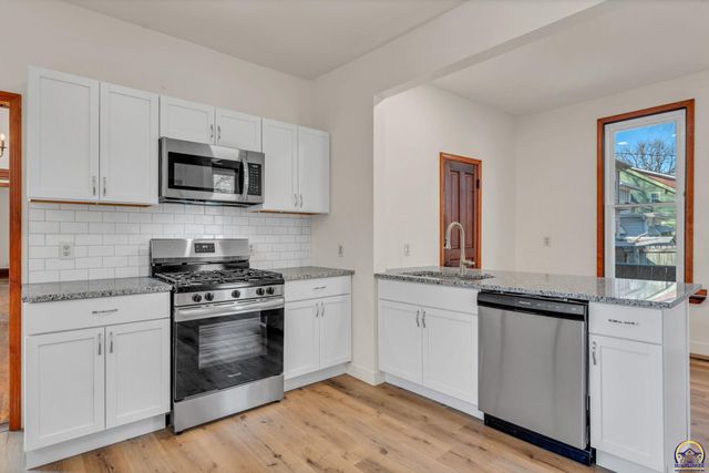 1192 SW Fillmore ST, Topeka, KS 66604