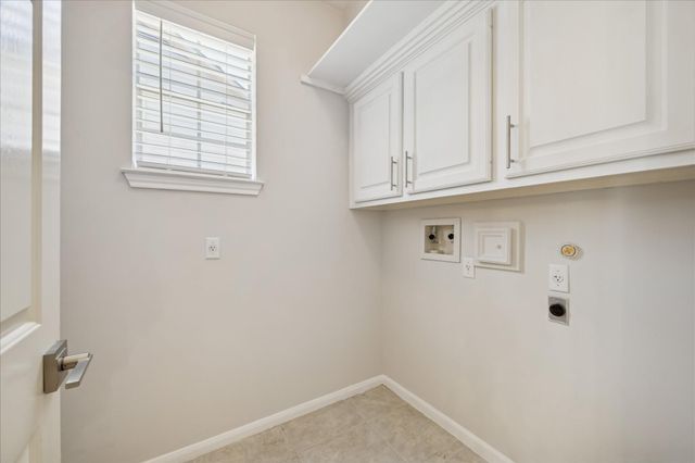 3311 Almond Creek Drive, Houston, TX 77059