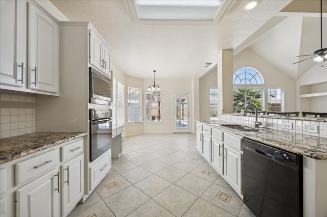 3311 Almond Creek Drive, Houston, TX 77059