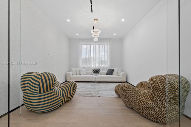 255 Capri Ave, Lauderdale By The Sea, FL 33308