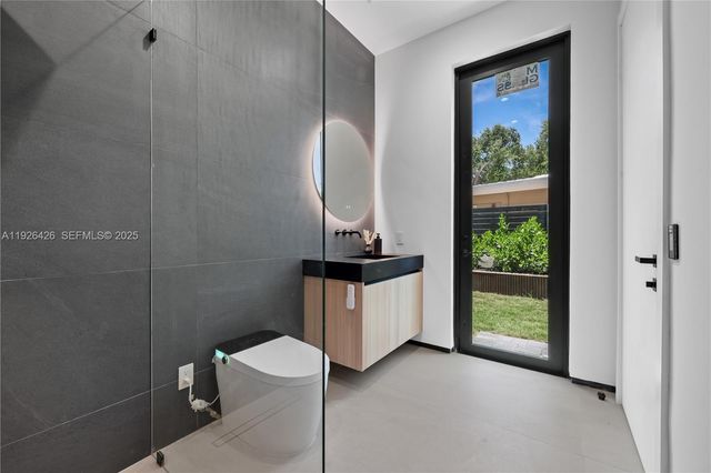 255 Capri Ave, Lauderdale By The Sea, FL 33308