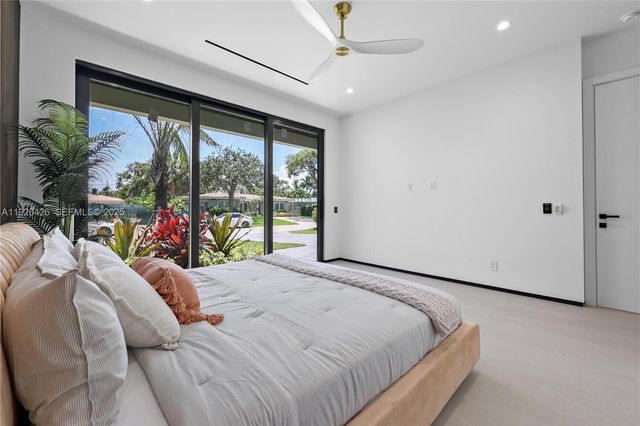 255 Capri Ave, Lauderdale By The Sea, FL 33308