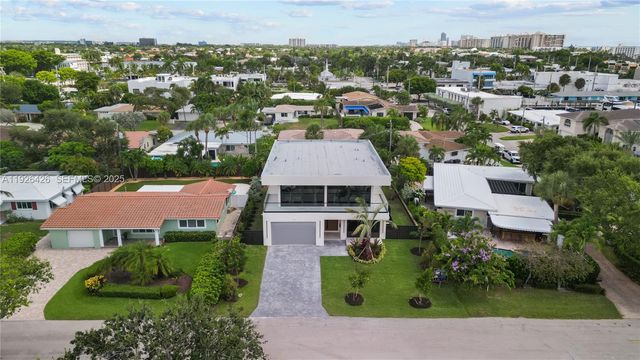 255 Capri Ave, Lauderdale By The Sea, FL 33308