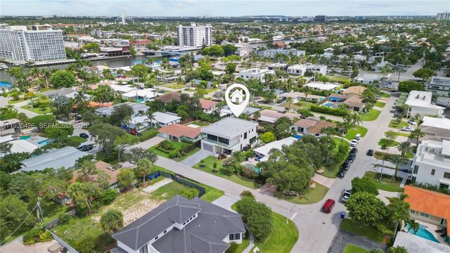 255 Capri Ave, Lauderdale By The Sea, FL 33308