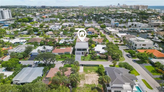 255 Capri Ave, Lauderdale By The Sea, FL 33308