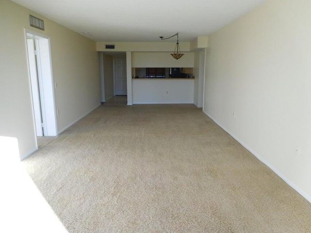 2741 Village Boulevard 304, West Palm Beach, FL 33409