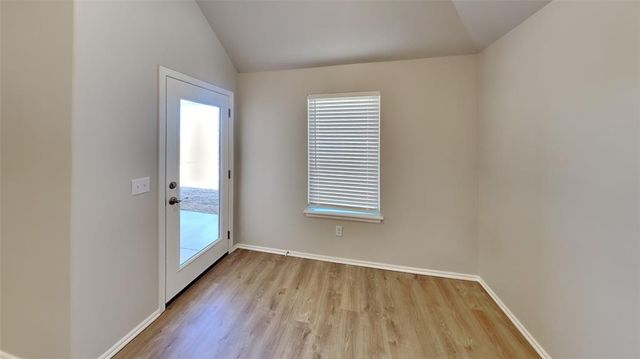12704 Elba Drive, Yukon, OK 73099