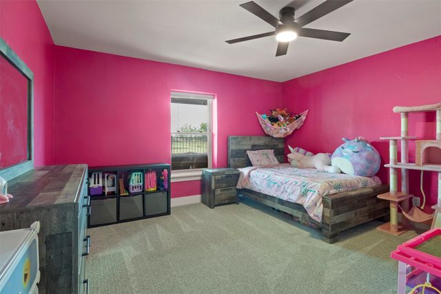 10486 Pheasant Run, Justin, TX 76247