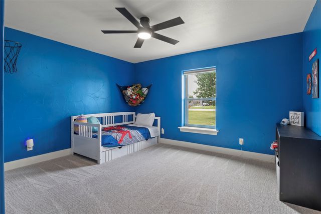 10486 Pheasant Run, Justin, TX 76247