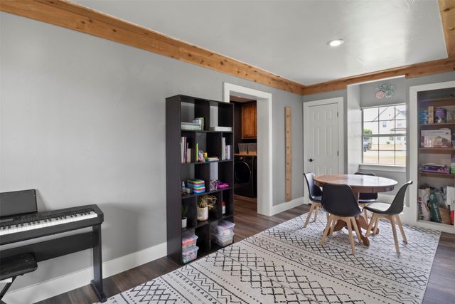10486 Pheasant Run, Justin, TX 76247