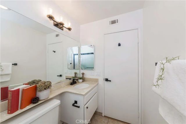 2301 Apricot, Irvine, CA 92618