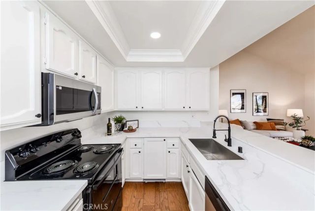 2301 Apricot, Irvine, CA 92618