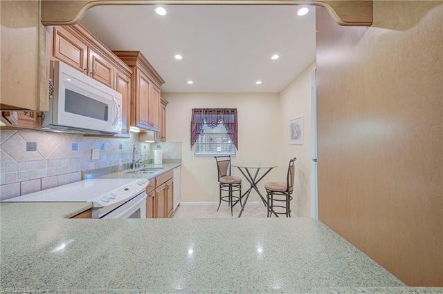 4940 Vincennes ST 204, Cape Coral, FL 33904