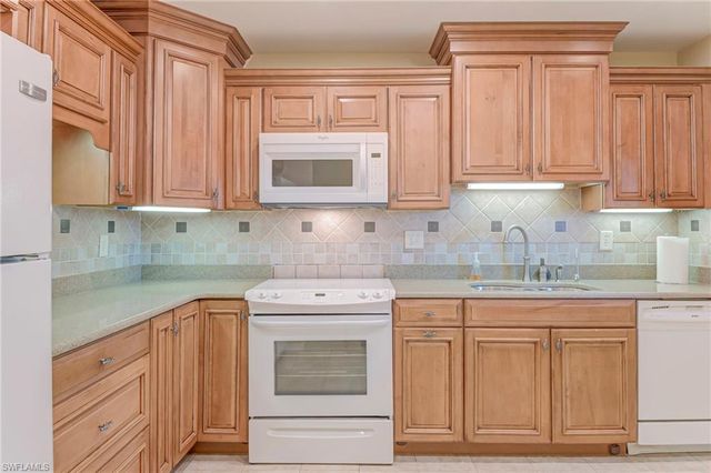 4940 Vincennes ST 204, Cape Coral, FL 33904
