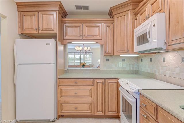 4940 Vincennes ST 204, Cape Coral, FL 33904