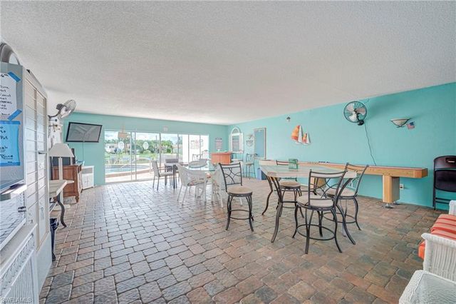 4940 Vincennes ST 204, Cape Coral, FL 33904