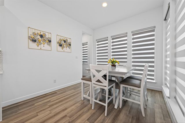 10383 Bayou Oaks Drive, Conroe, TX 77385