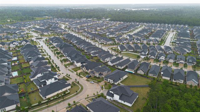 10383 Bayou Oaks Drive, Conroe, TX 77385