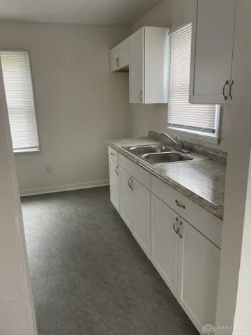 405 Mertland Avenue, Dayton, OH 45431