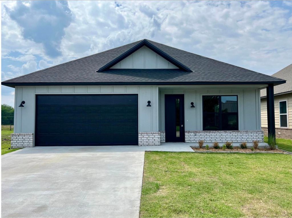 28200 S Highway 125 68, Afton, OK 74331