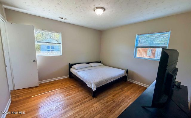 113 Shamrock Drive, Jacksonville, NC 28540