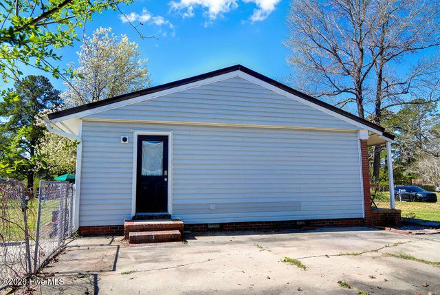 113 Shamrock Drive, Jacksonville, NC 28540