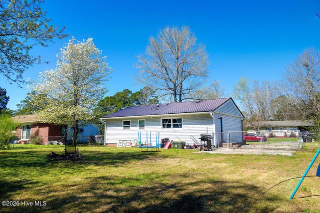 113 Shamrock Drive, Jacksonville, NC 28540