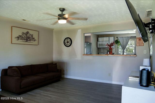 113 Shamrock Drive, Jacksonville, NC 28540