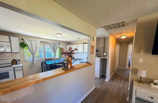 113 Shamrock Drive, Jacksonville, NC 28540