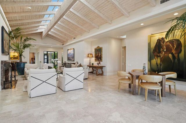 74 Mayfair Drive, Rancho Mirage, CA 92270