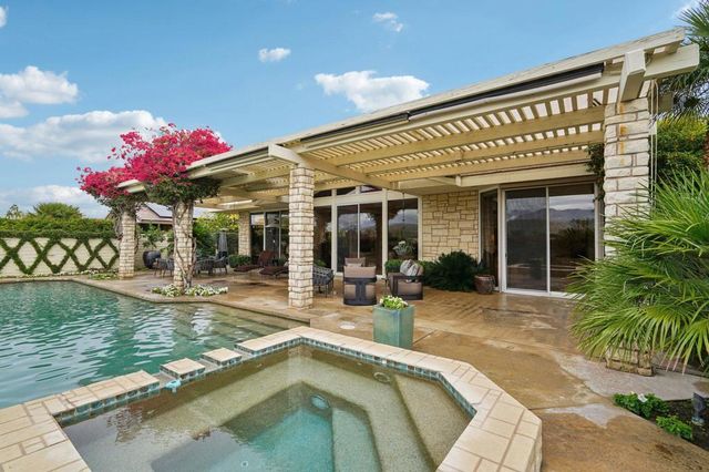 74 Mayfair Drive, Rancho Mirage, CA 92270