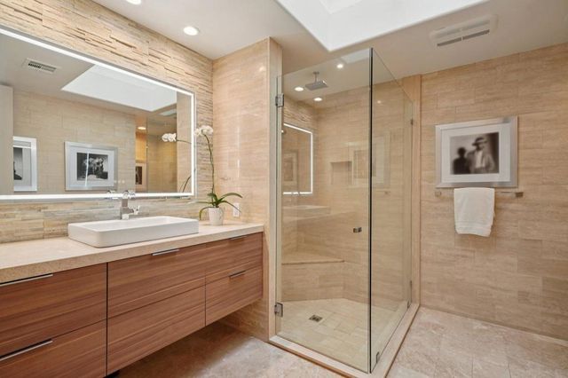 74 Mayfair Drive, Rancho Mirage, CA 92270