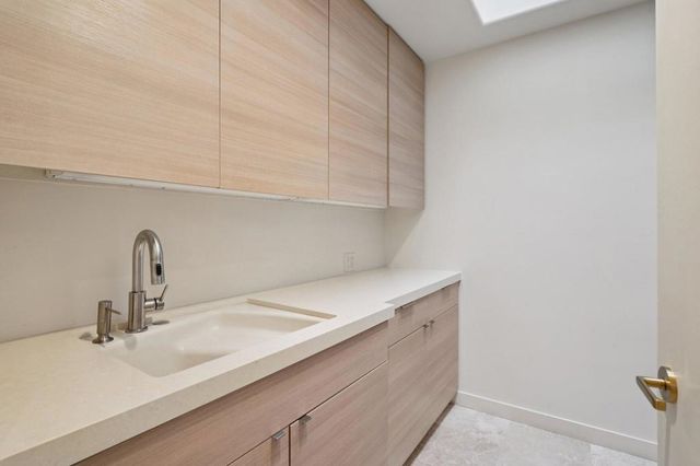 74 Mayfair Drive, Rancho Mirage, CA 92270