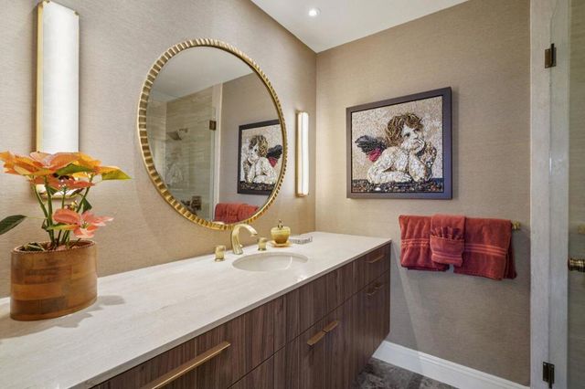 74 Mayfair Drive, Rancho Mirage, CA 92270