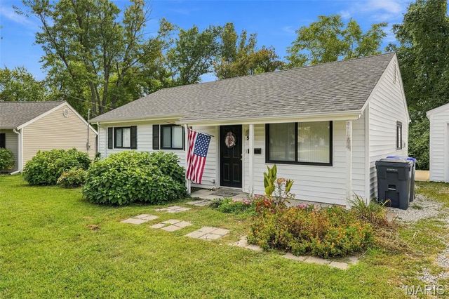 512 Eggering Drive, O'fallon, MO 63366