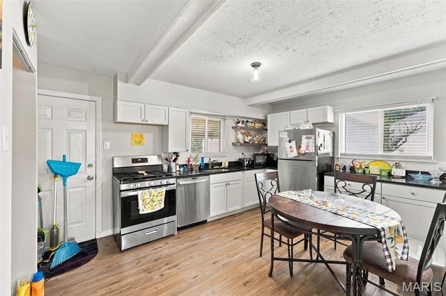 512 Eggering Drive, O'fallon, MO 63366