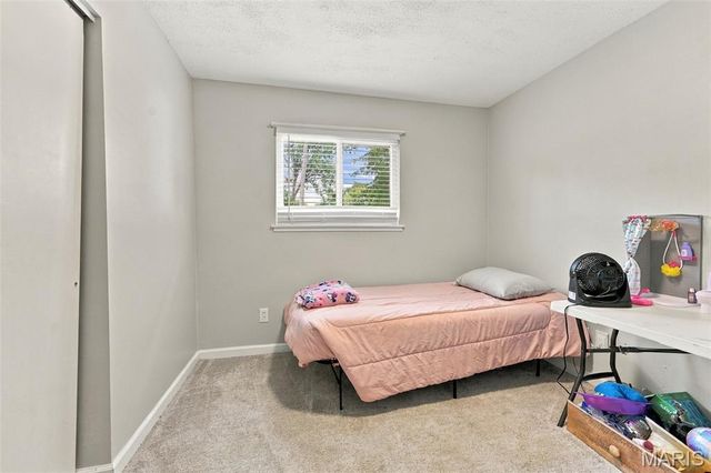 512 Eggering Drive, O'fallon, MO 63366