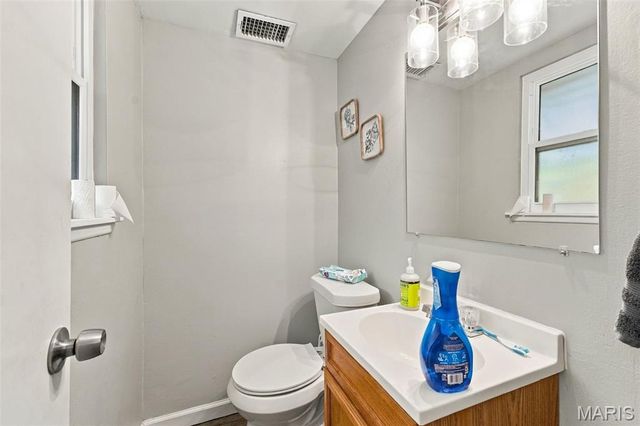 512 Eggering Drive, O'fallon, MO 63366
