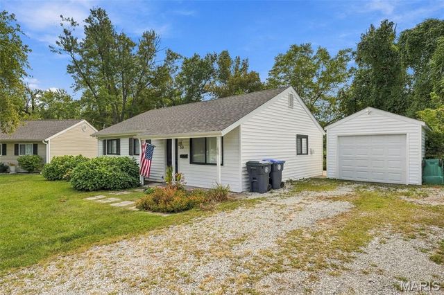 512 Eggering Drive, O'fallon, MO 63366