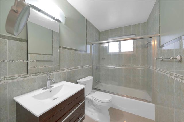 1701 NW 37th Ave B, Miami, FL 33125