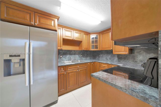 1701 NW 37th Ave B, Miami, FL 33125