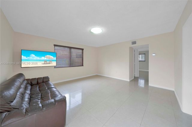 1701 NW 37th Ave B, Miami, FL 33125