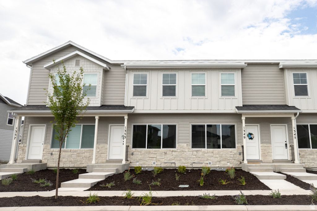1353 E GOLDIE LOU LANE UNIT #39, Eagle Mountain, UT 84005 — exterior