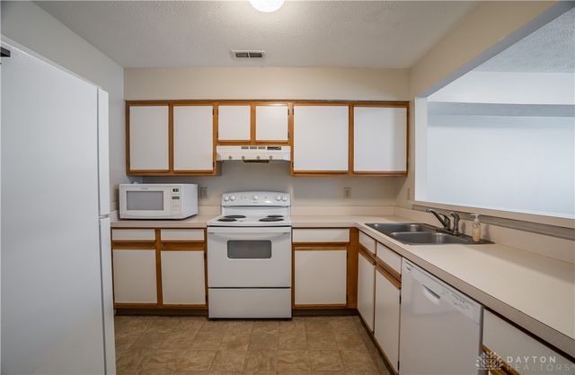 978 Irving Avenue 5, Dayton, OH 45419