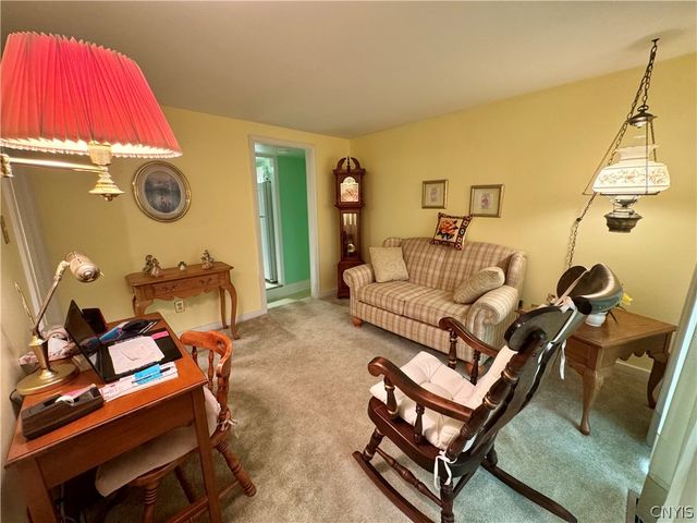 125 Crystal Drive, Clay, NY 13212