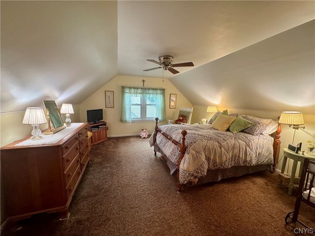 125 Crystal Drive, Clay, NY 13212